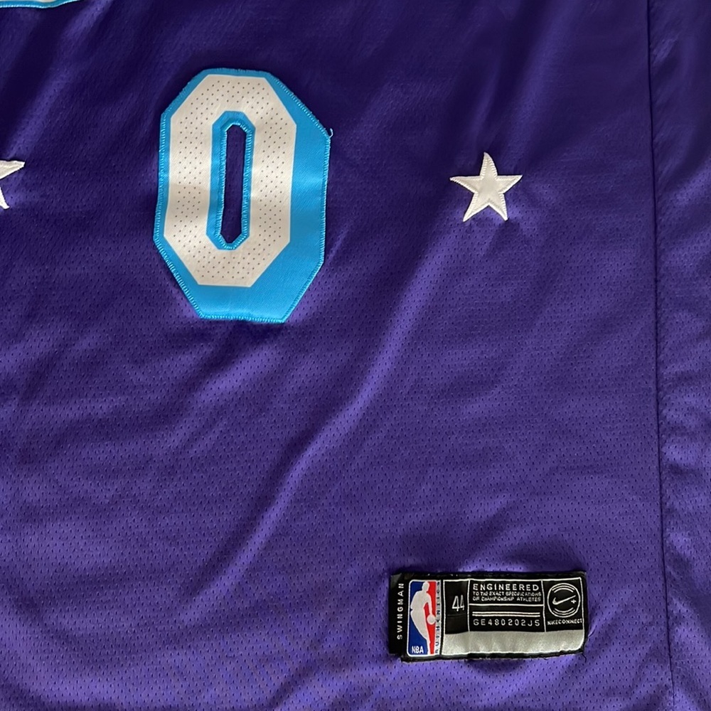 Los Angeles Lakers CityEdition:Russel Westbrook Nike Dri-FIT NBA Swingma… - Picture 3 of 5